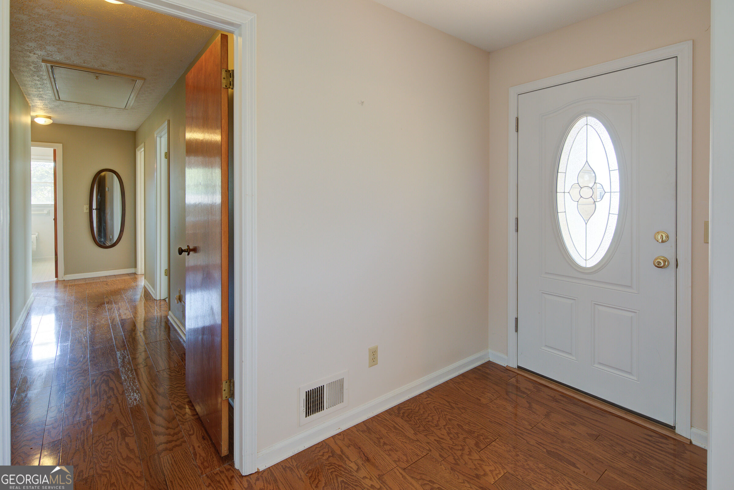 120 Windy Hill Drive Property Photo 2