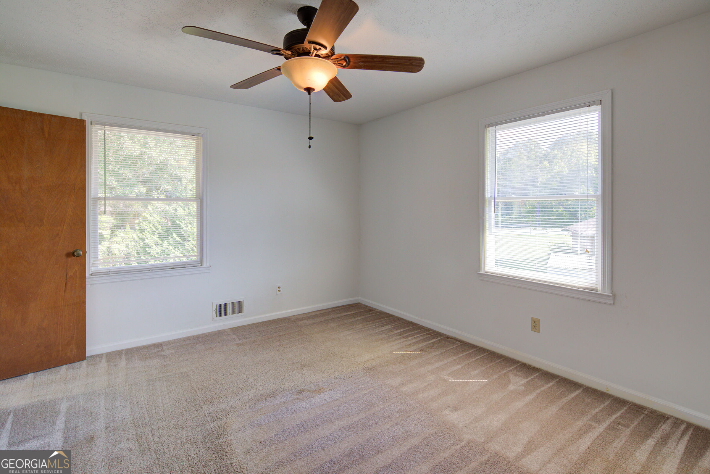 120 Windy Hill Drive Property Photo 14