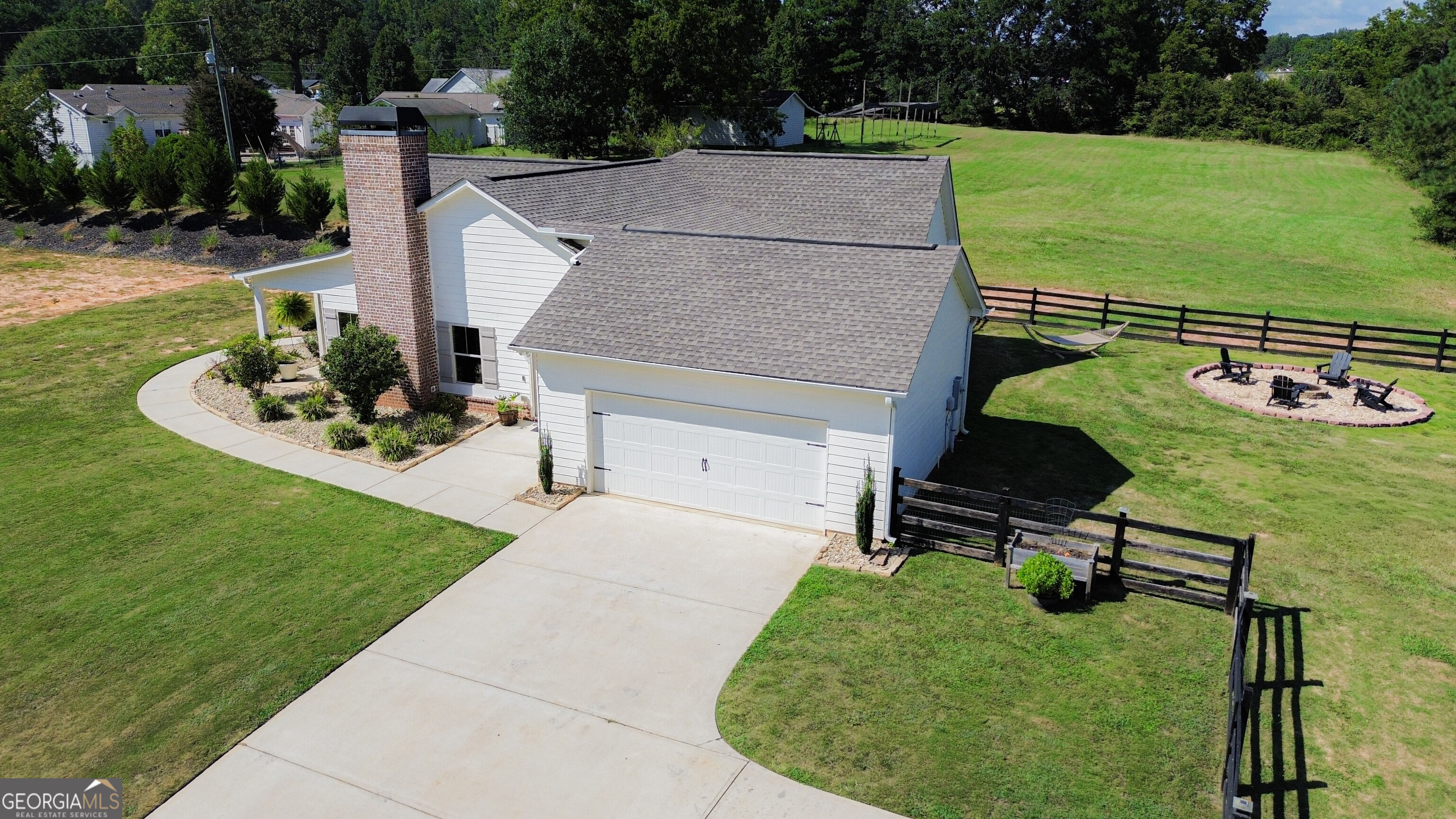 2383 Highway 11 Nw Property Photo 3