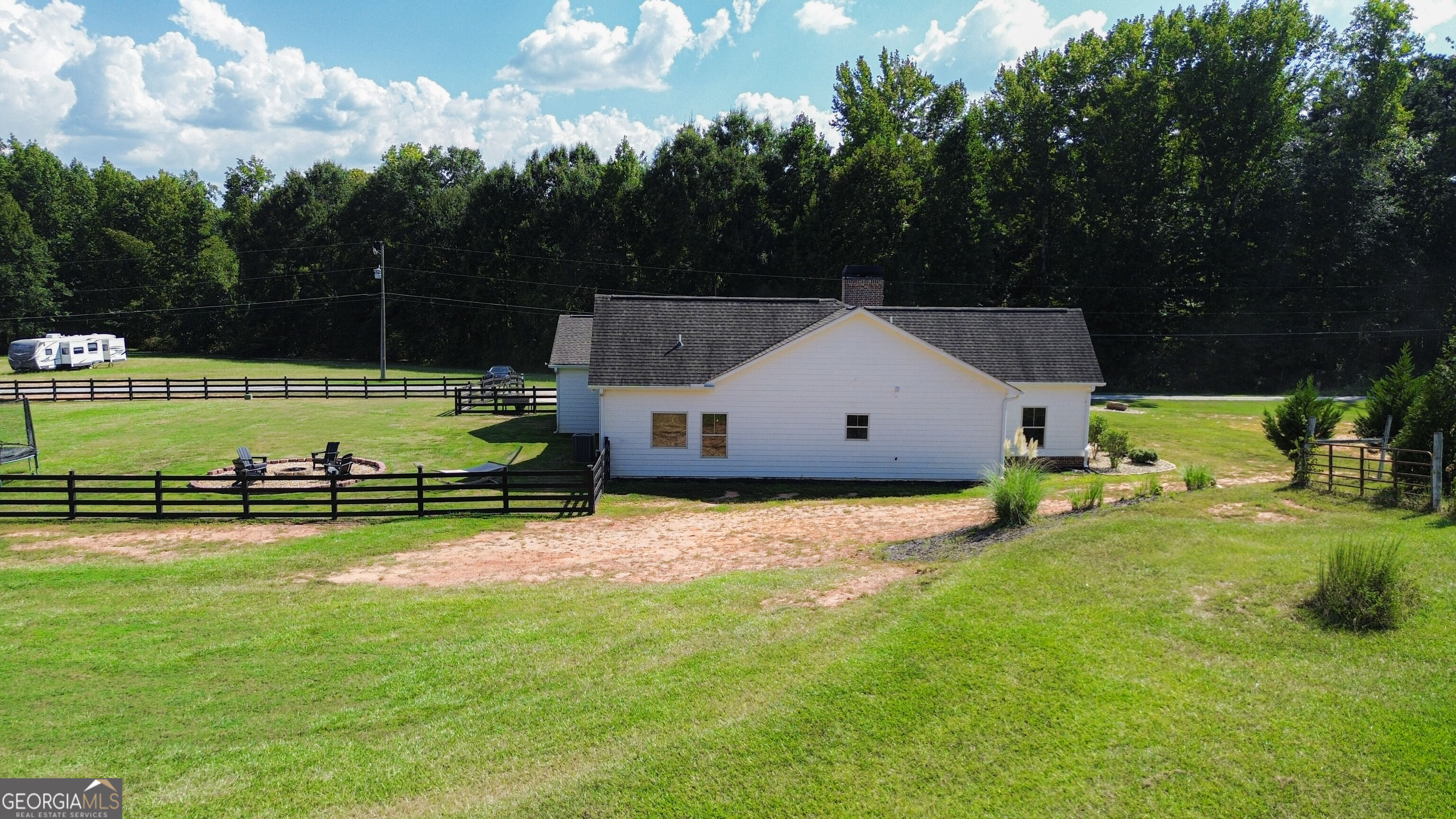 2383 Highway 11 Nw Property Photo 4