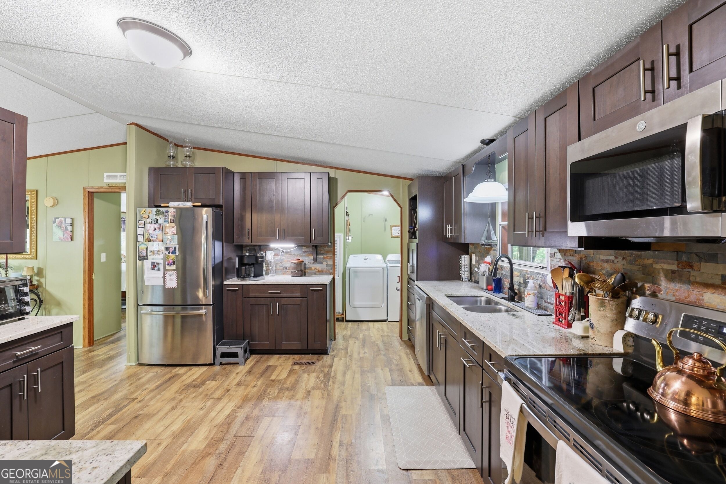 1 Pine Needle Trail Property Photo 10