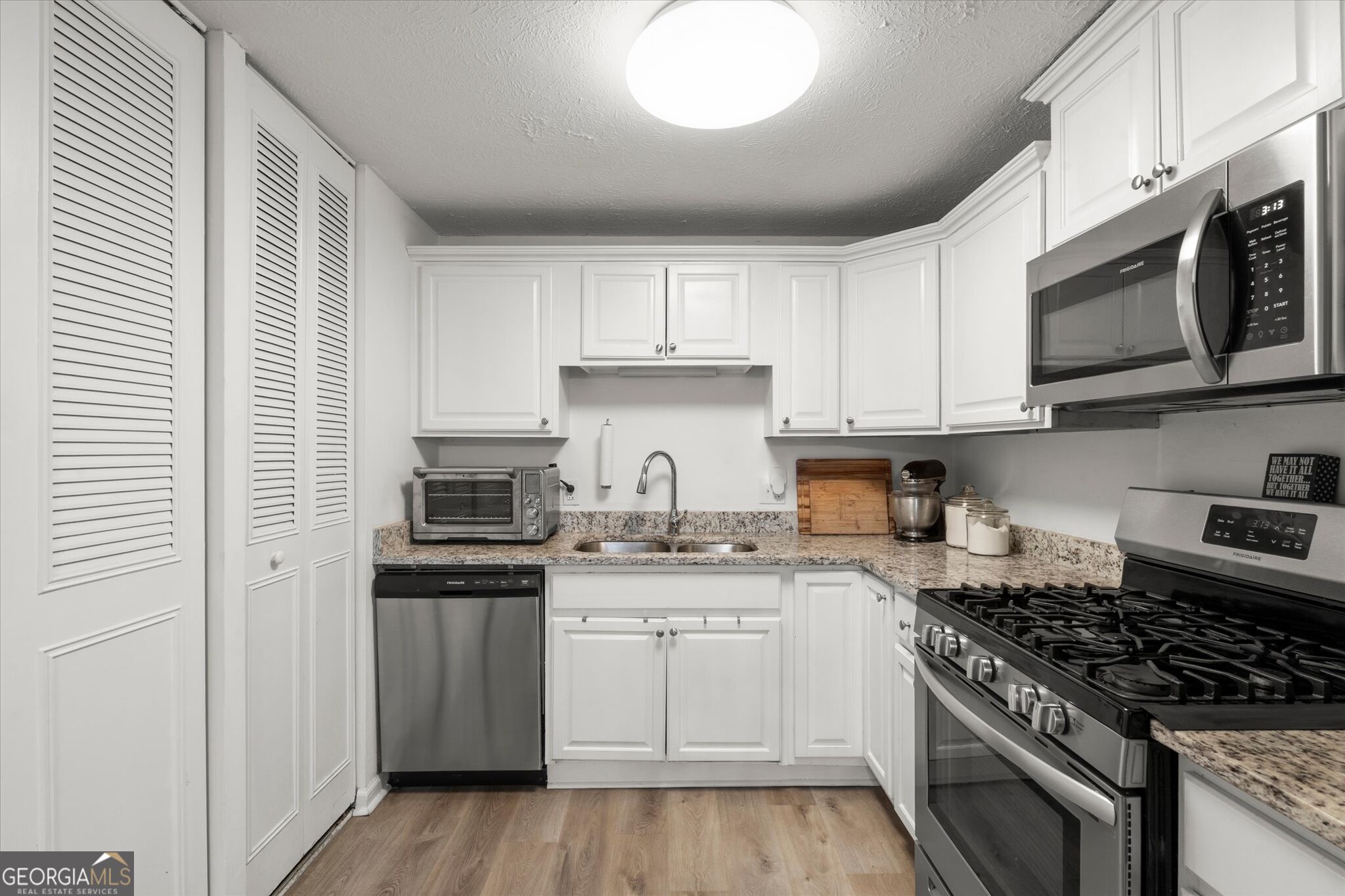 3705 Somerset Drive Sw Property Photo 9