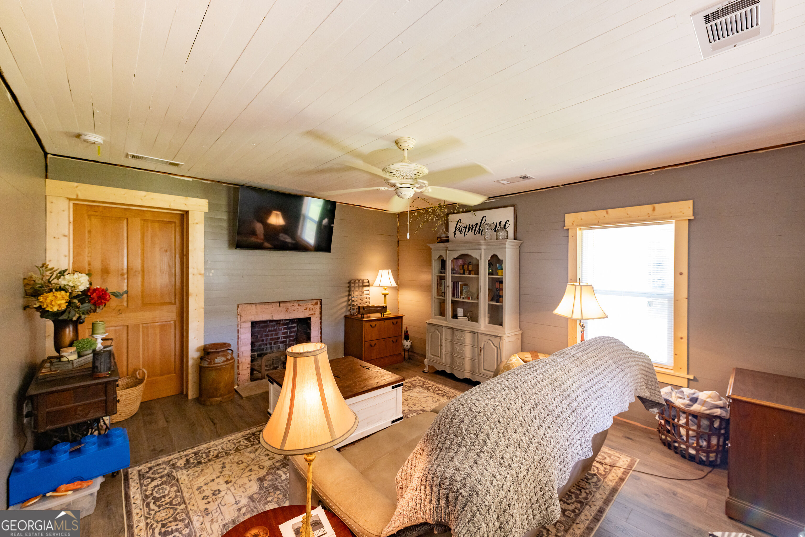 655 White Road Property Photo 23