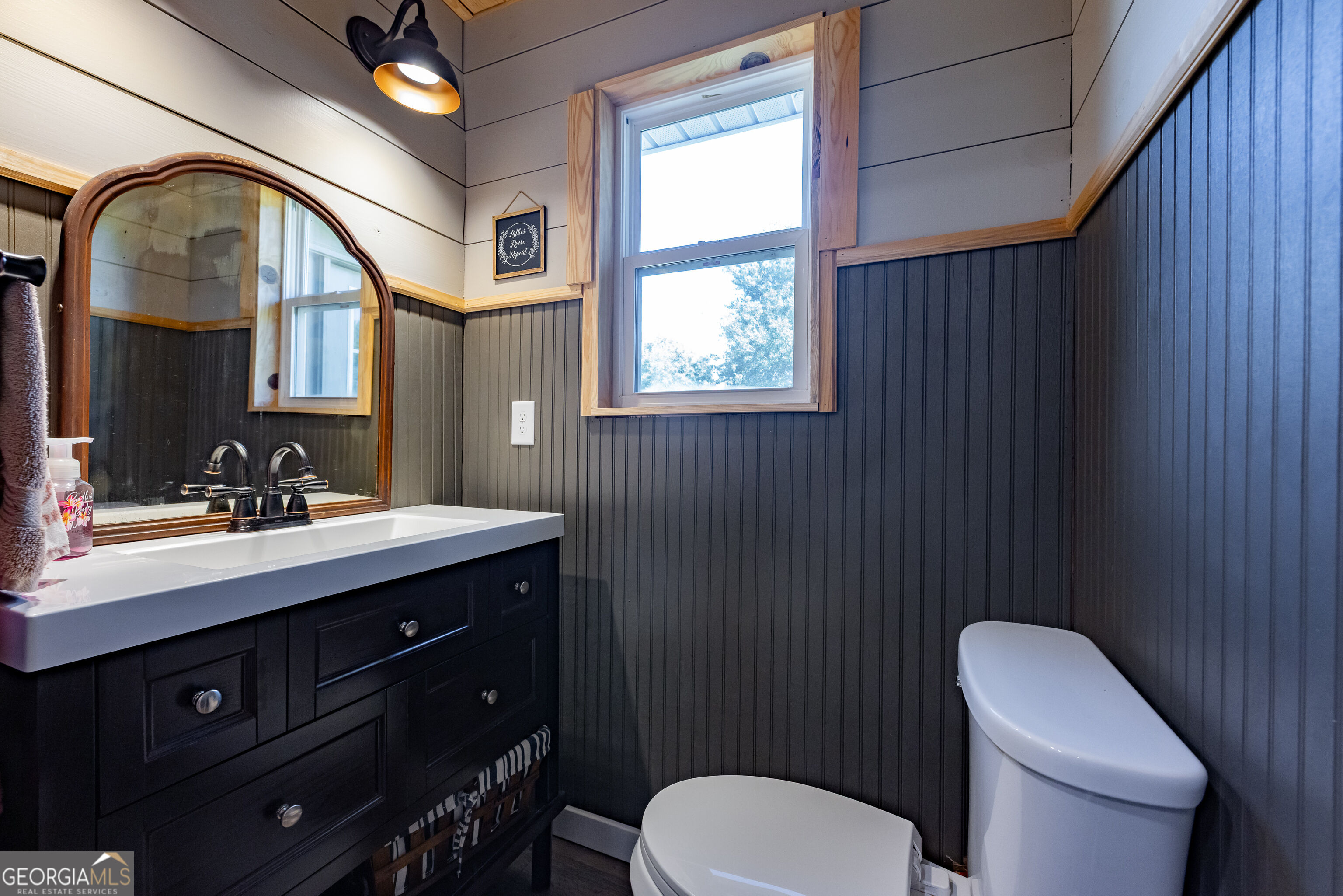 655 White Road Property Photo 30
