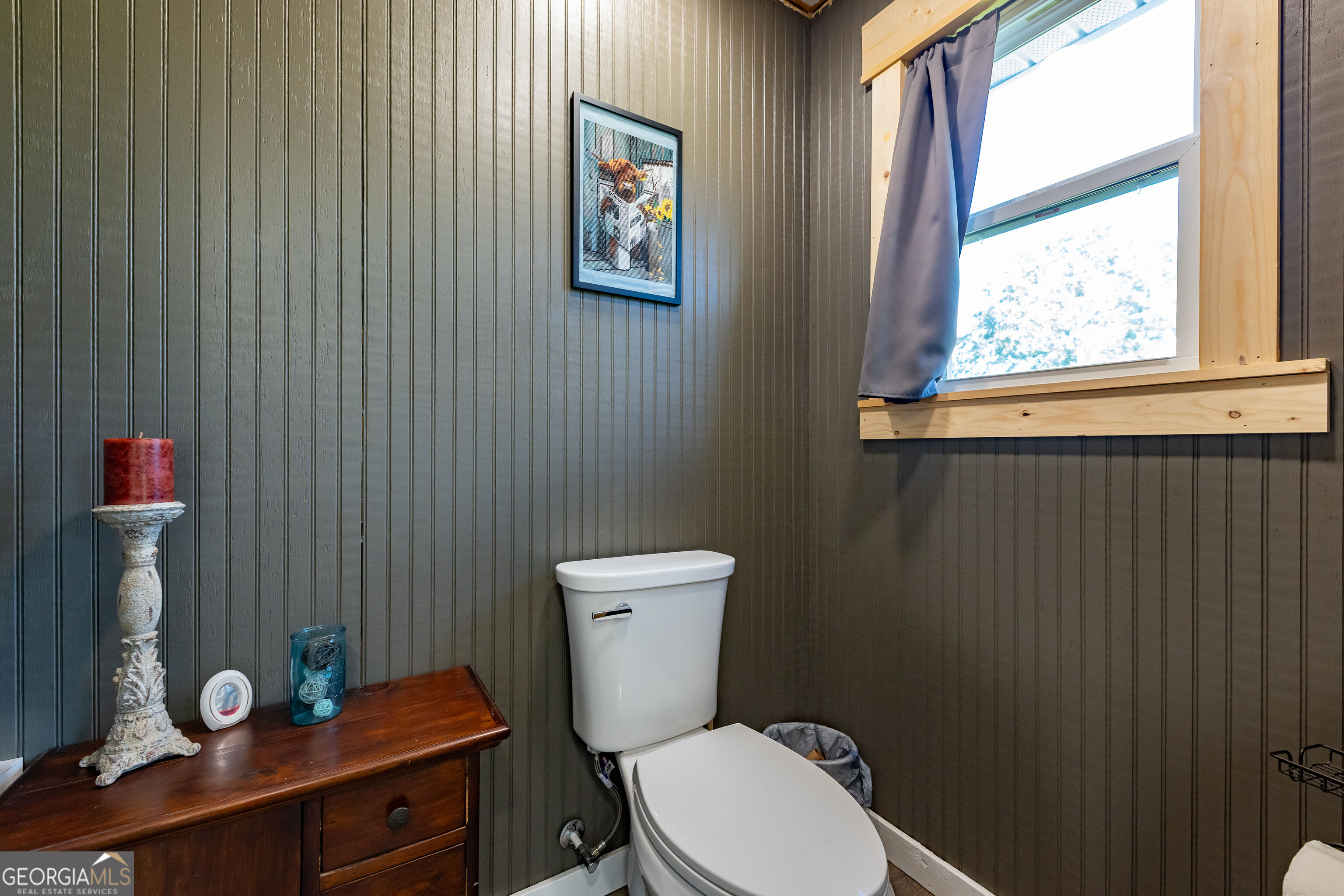 655 White Road Property Photo 32