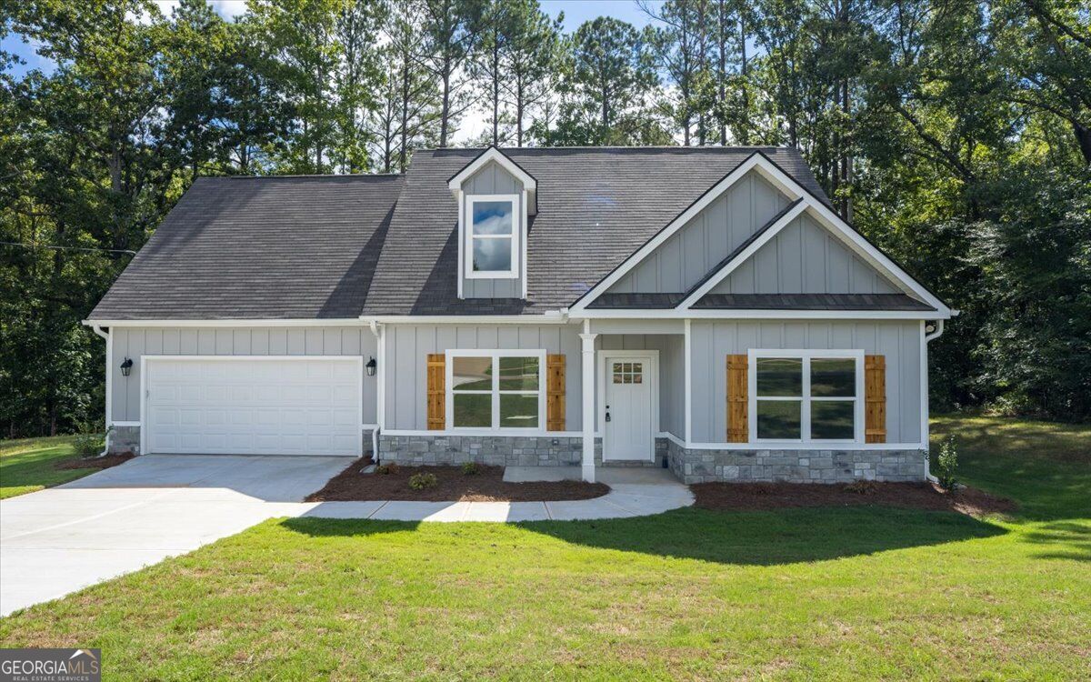 260 Katherine Drive Property Photo 1