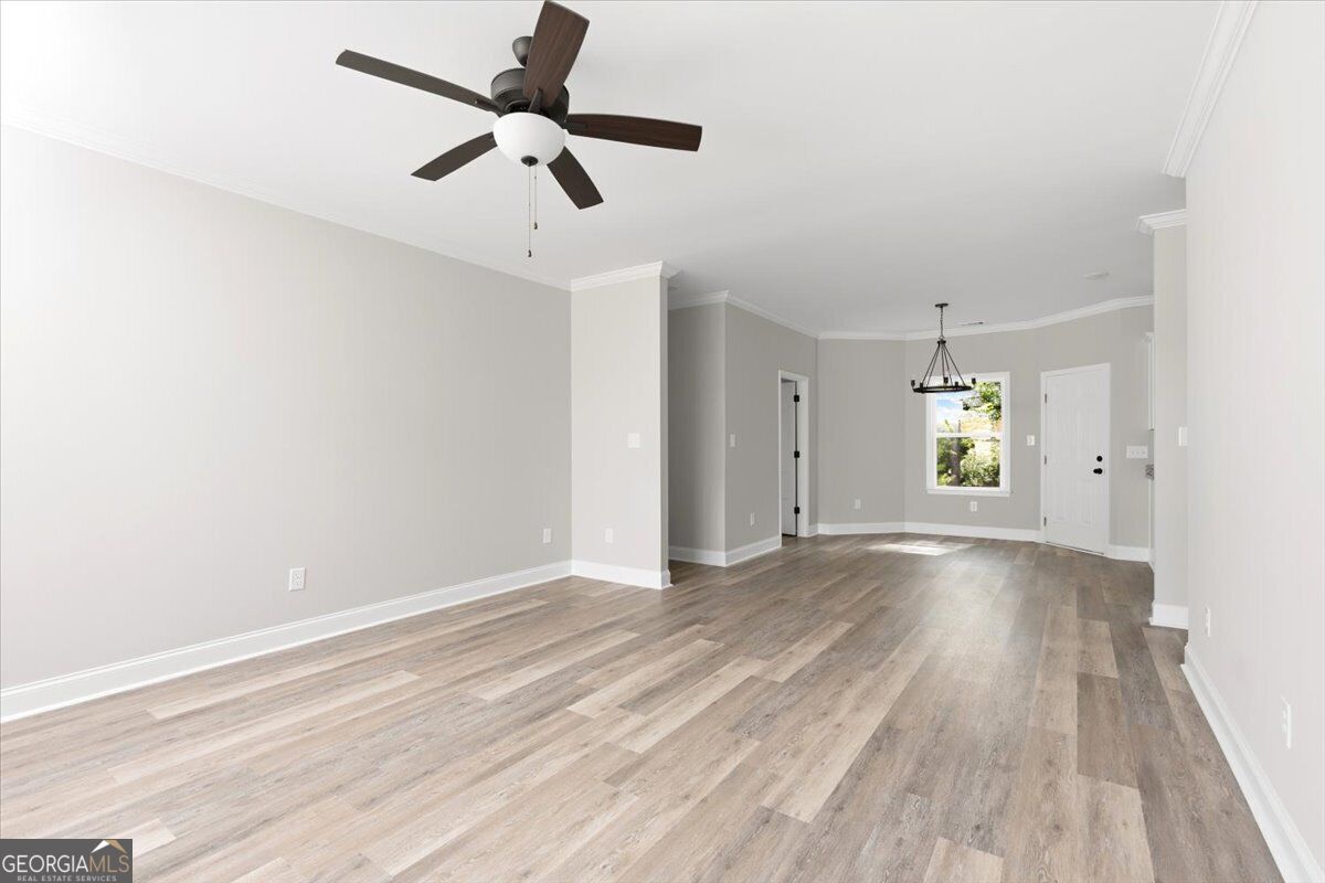 260 Katherine Drive Property Photo 4