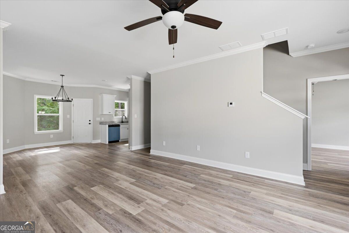 260 Katherine Drive Property Photo 6