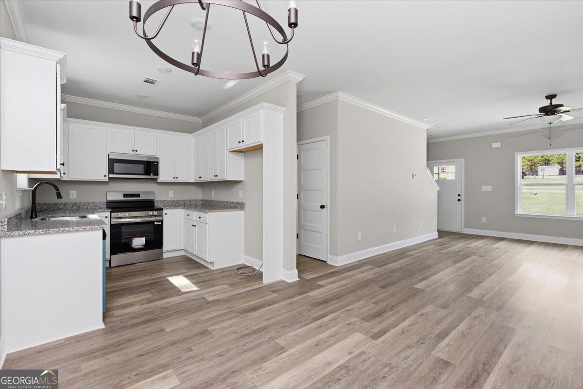 260 Katherine Drive Property Photo 11