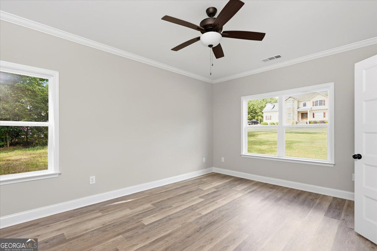 260 Katherine Drive Property Photo 12