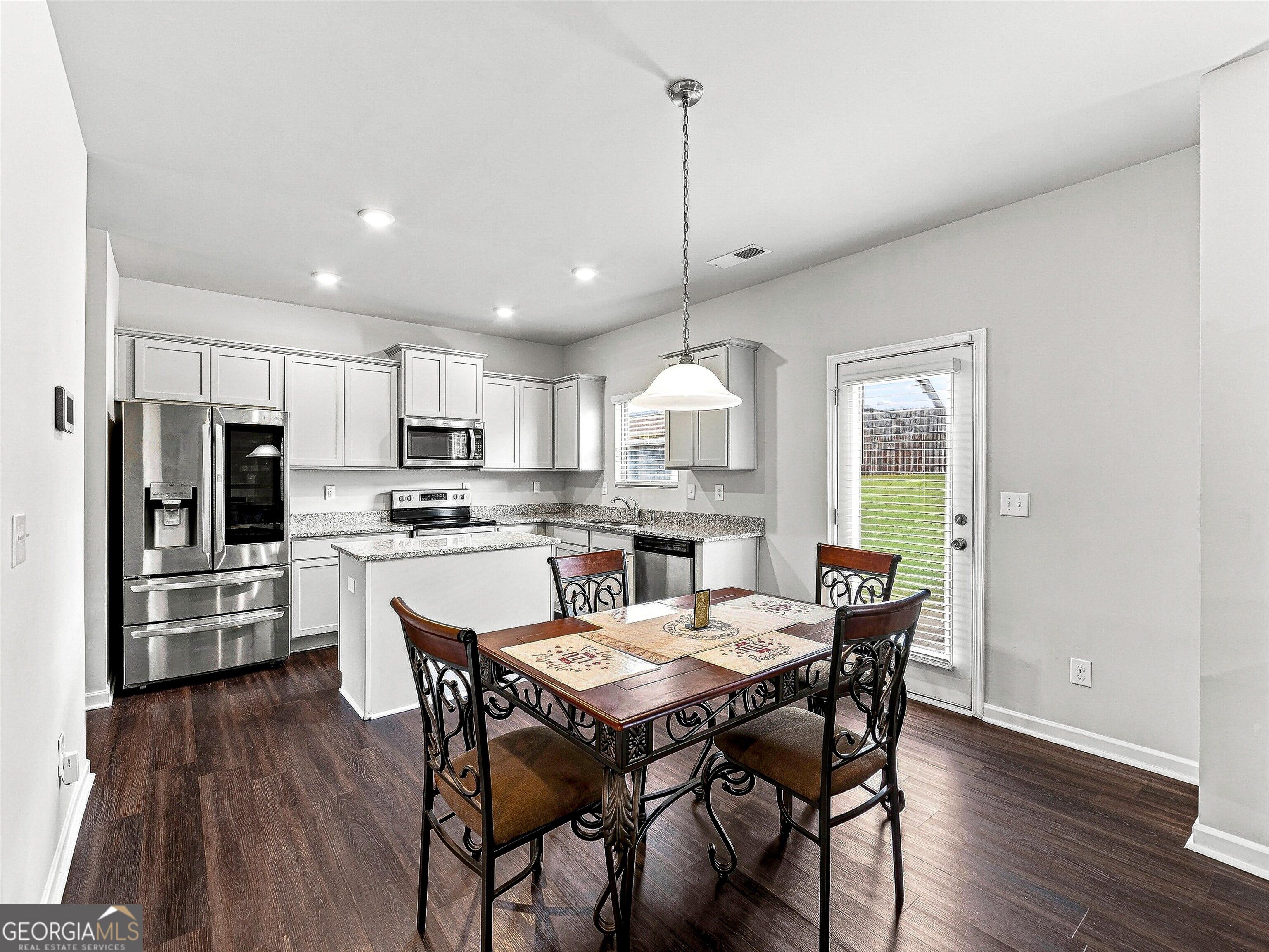 1218 Brookstone Circle Property Photo 9