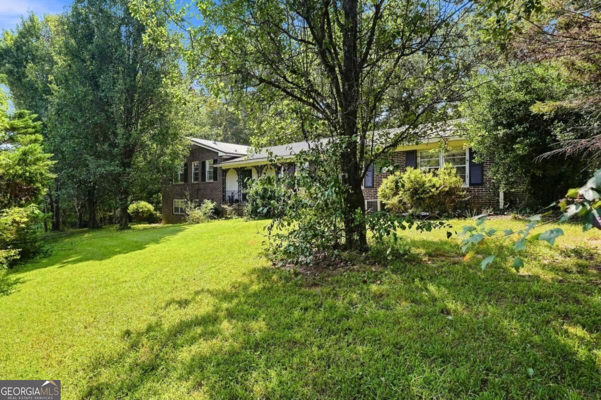 7018 Highway 27 Property Photo 1