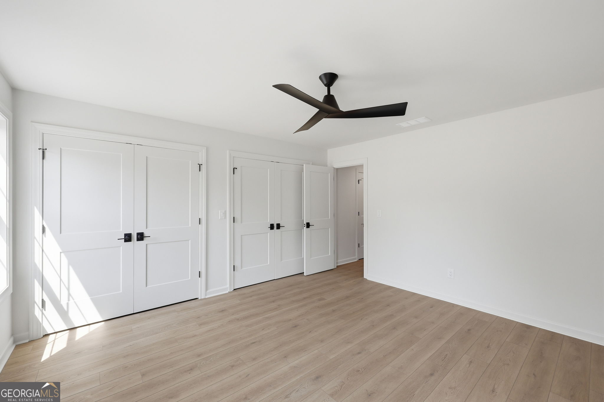 1121 Riverside Terrace Property Photo 22