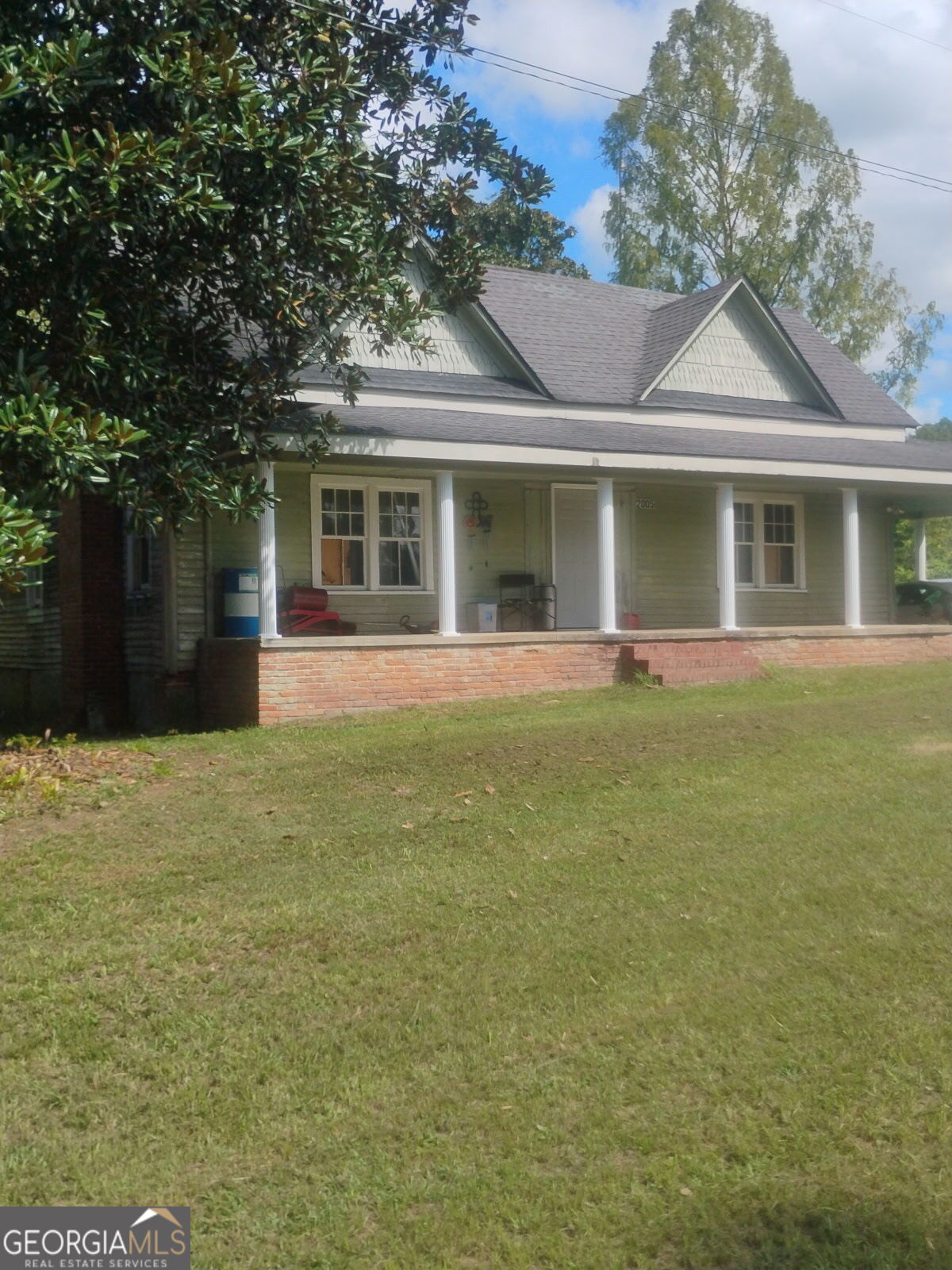 2005 Thairdell Road Property Photo 4