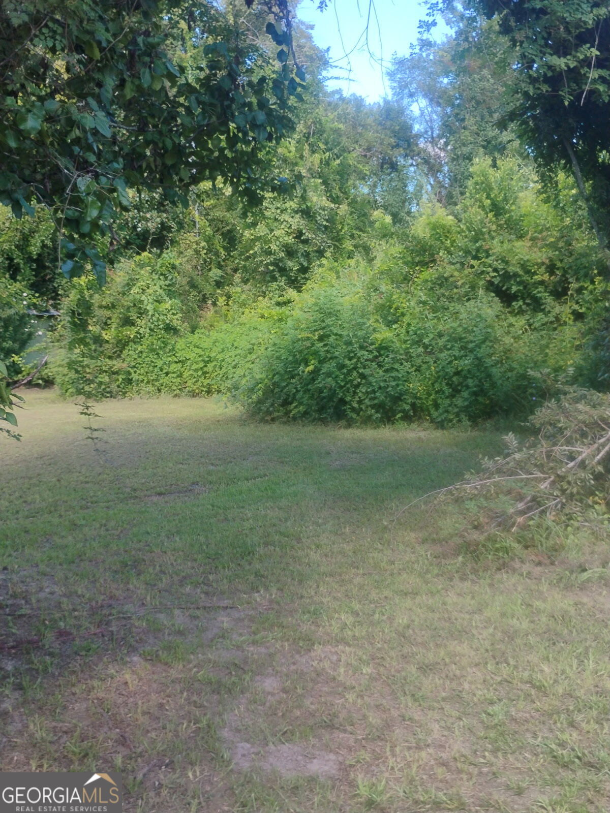 2005 Thairdell Road Property Photo 9
