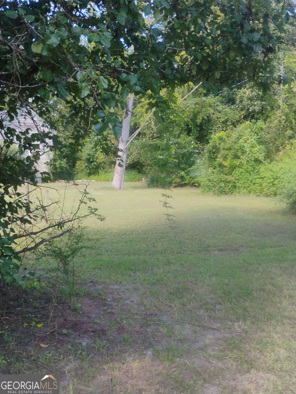 2005 Thairdell Road Property Photo 10