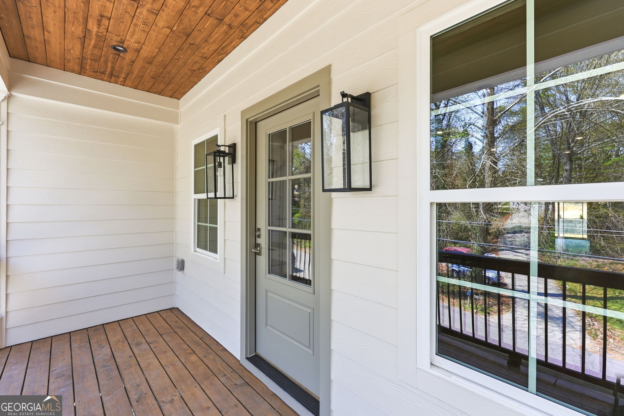 1123 Riverside Terrace Property Photo 14