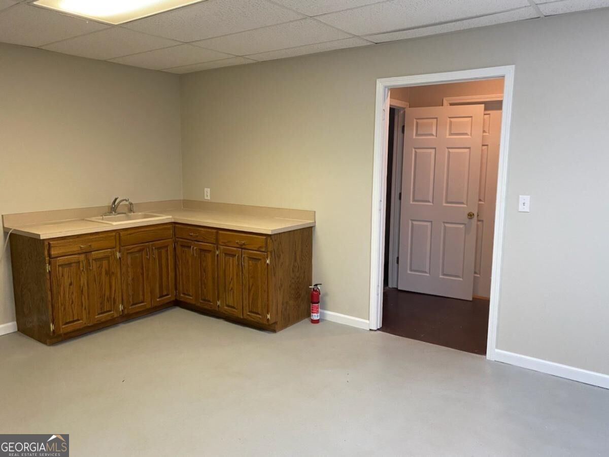 6170 Devonshire Drive Property Photo 8