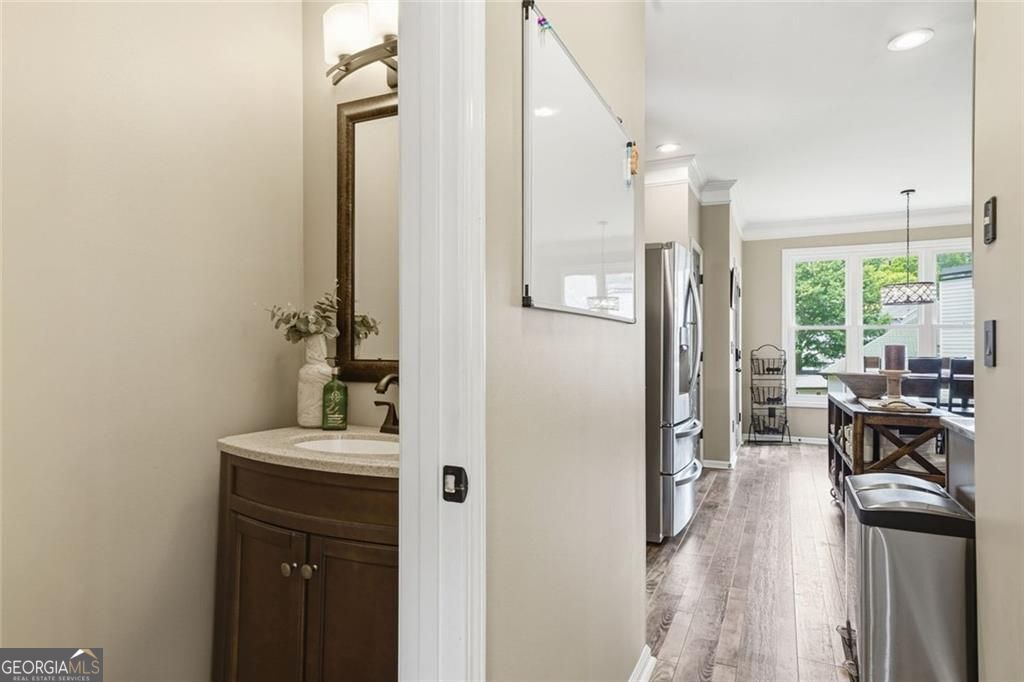 5437 Blue Cedar Drive Property Photo 15