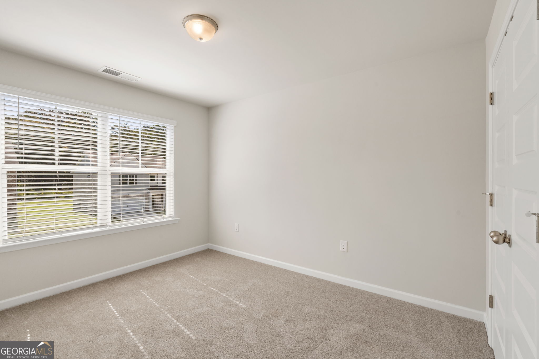 8134 Pine Ridge Road Property Photo 14