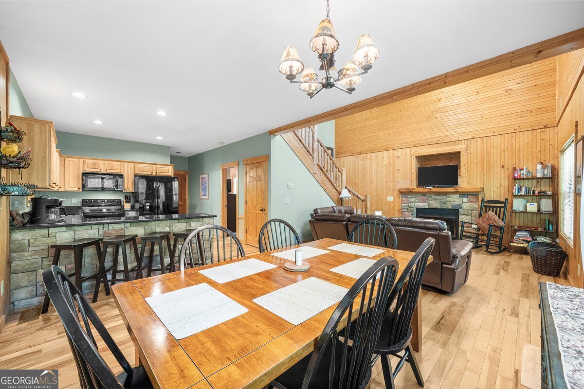 63 Collinsbrook Trail Property Photo 14