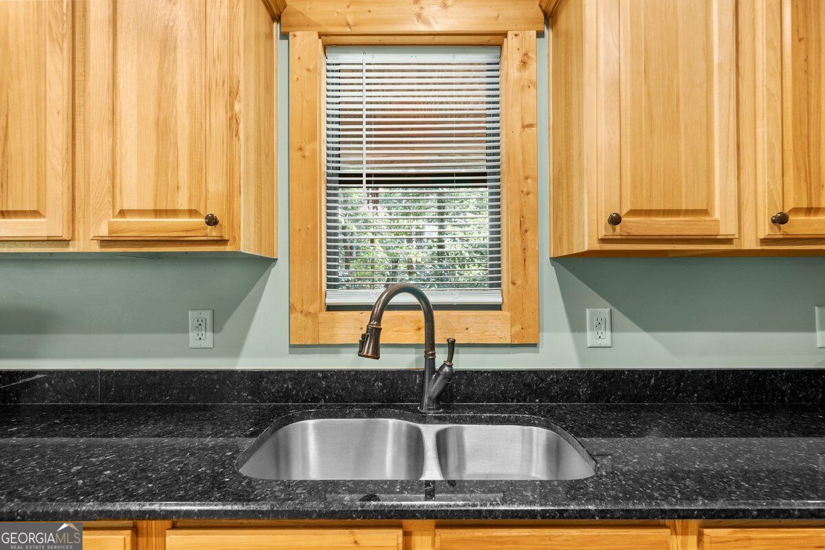 63 Collinsbrook Trail Property Photo 22