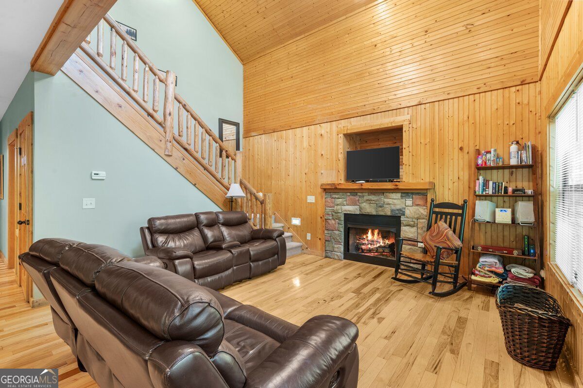 63 Collinsbrook Trail Property Photo 26