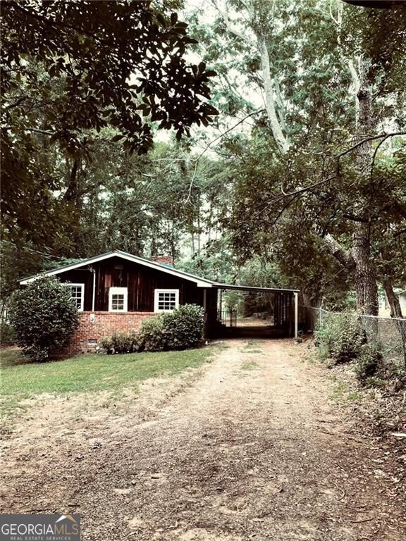 1071 Powderbag Creek Road Property Photo 1