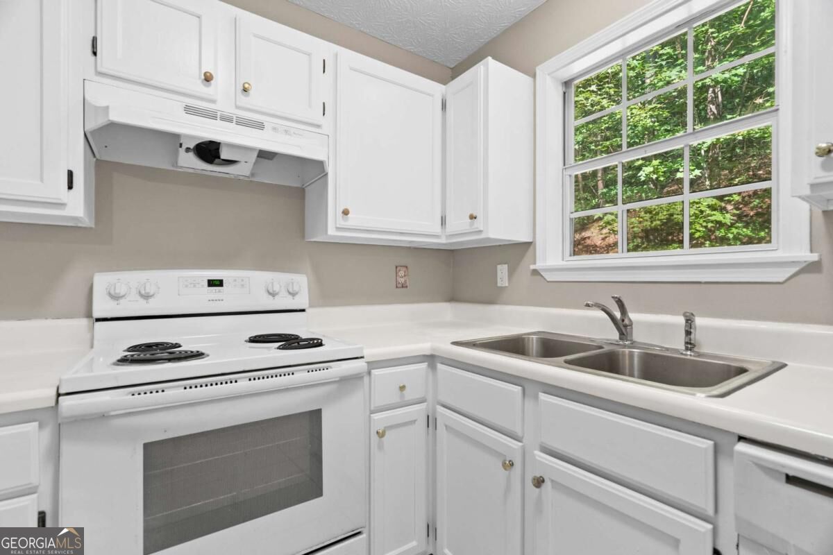 258 Curtis Circle Se Property Photo 13