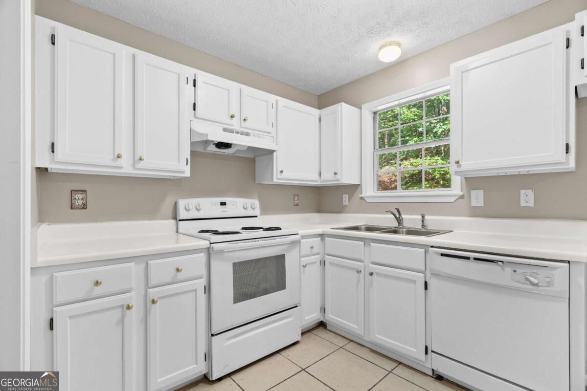 258 Curtis Circle Se Property Photo 15