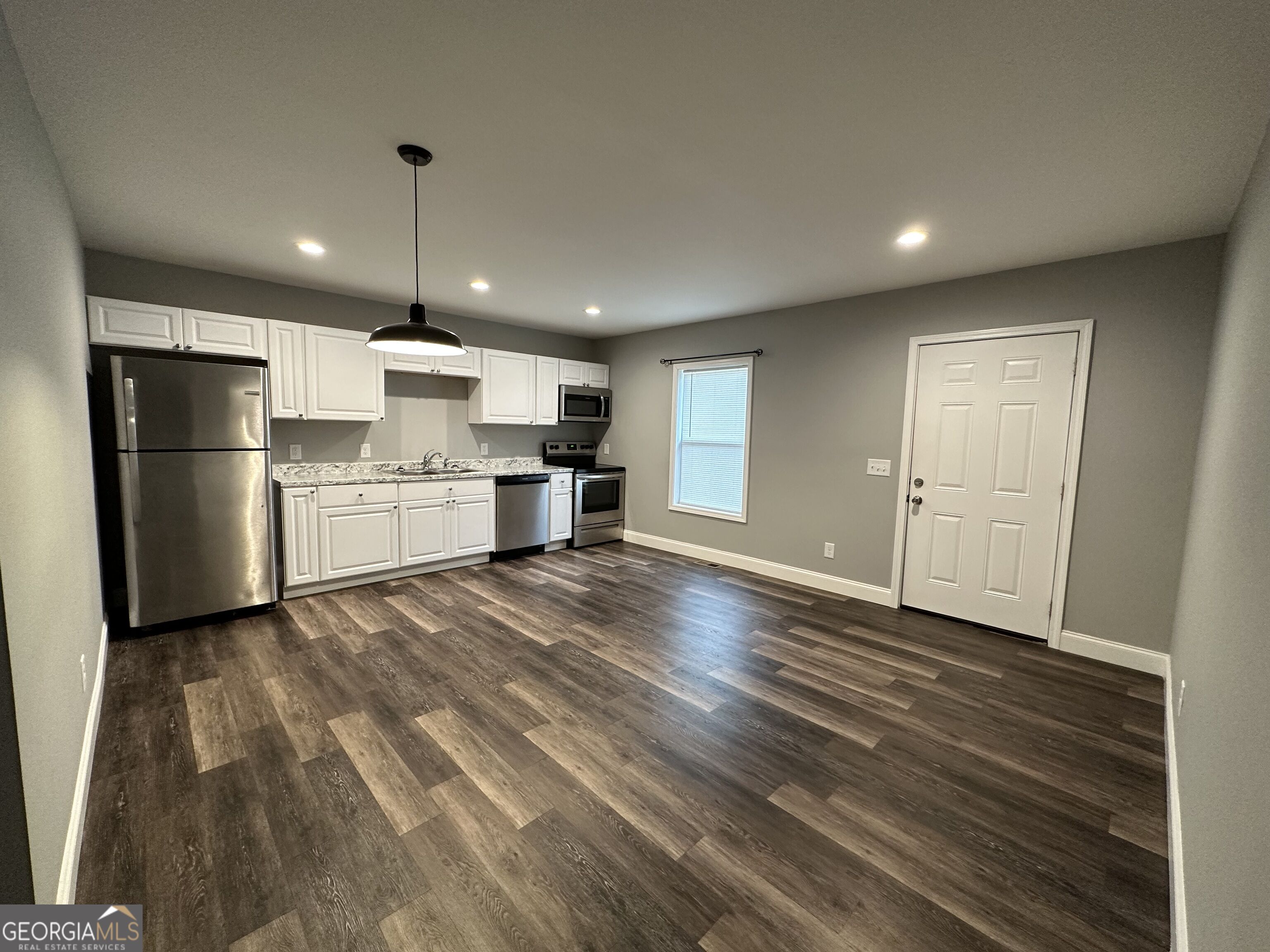 6250 West Avenue Property Photo 3