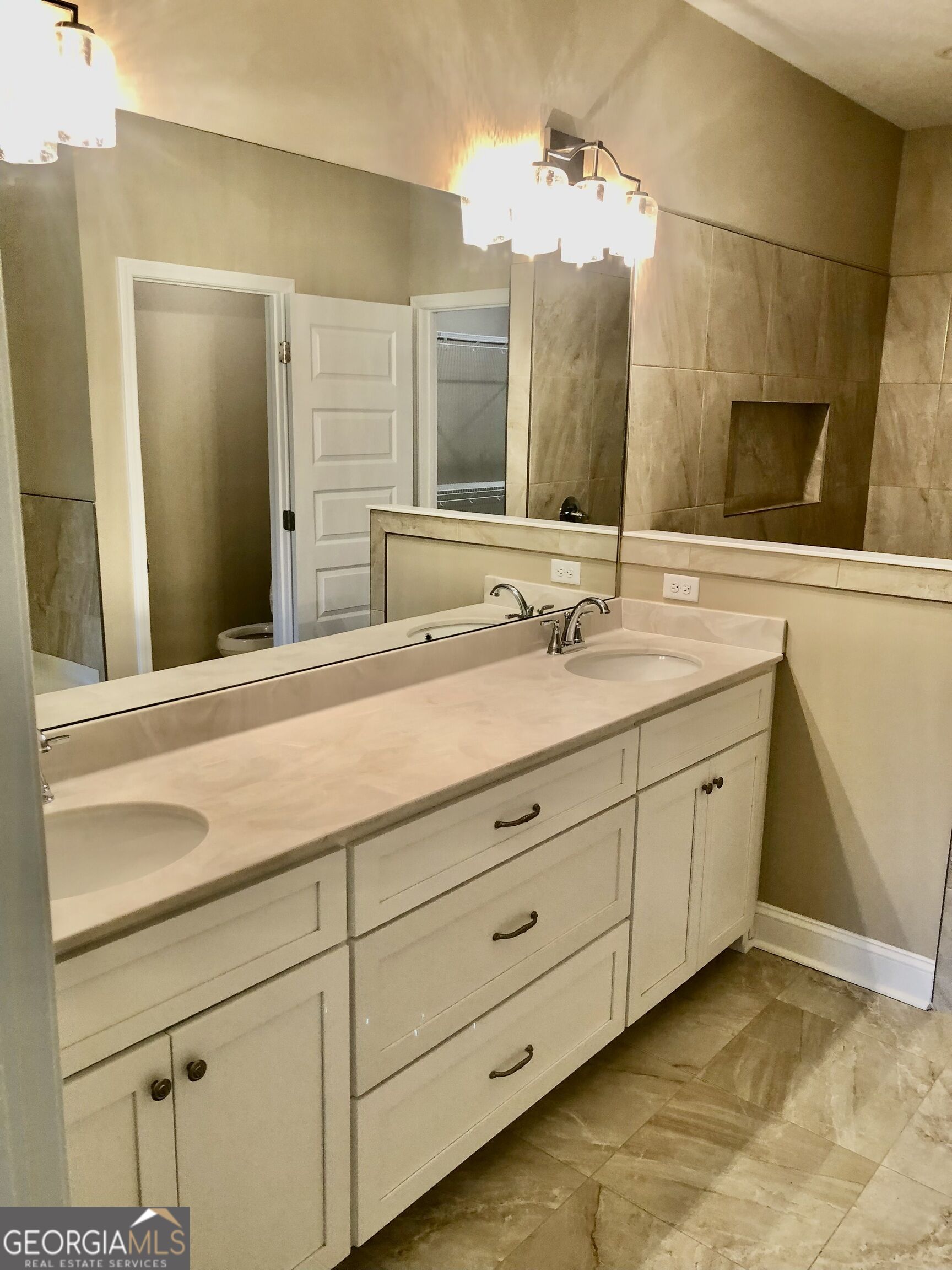 321 The Villas Way Property Photo 6