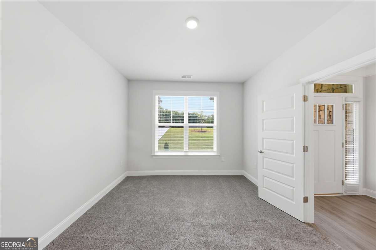 5363 Modena Drive Property Photo 4