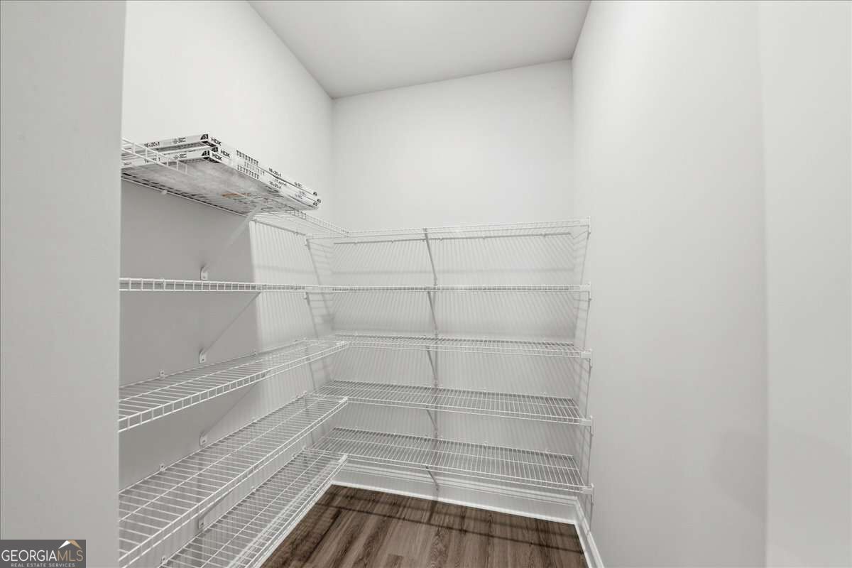 5363 Modena Drive Property Photo 14