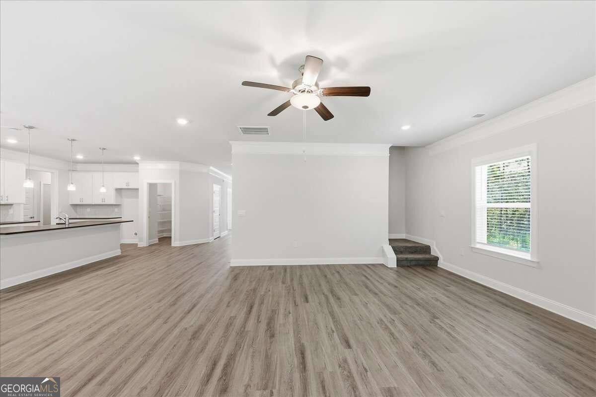 5363 Modena Drive Property Photo 20