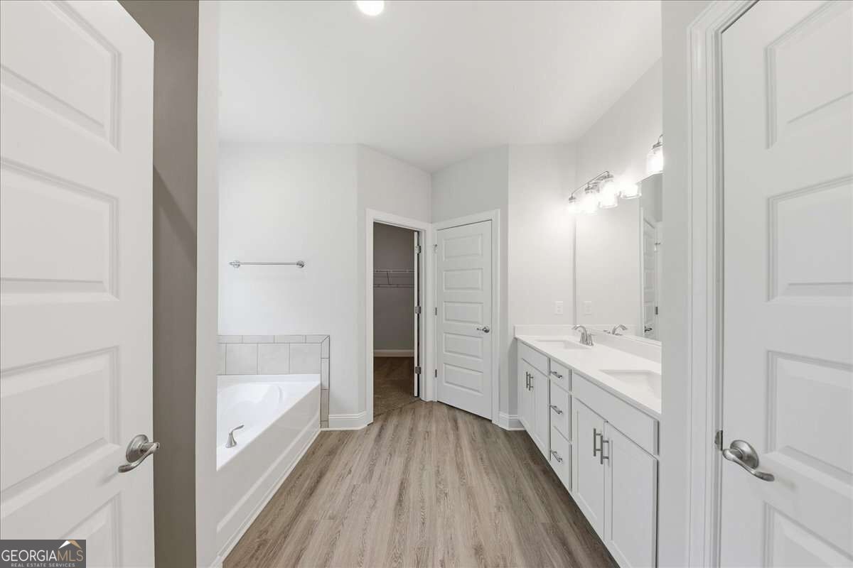 5363 Modena Drive Property Photo 34