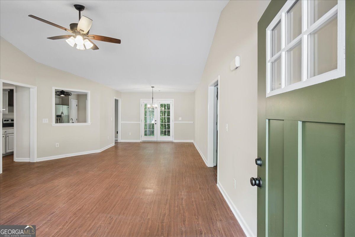 176 Chipper Lane Property Photo 7