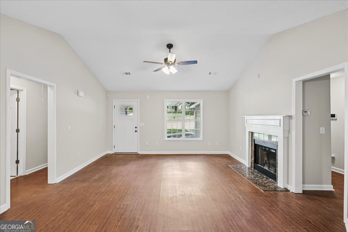 176 Chipper Lane Property Photo 10