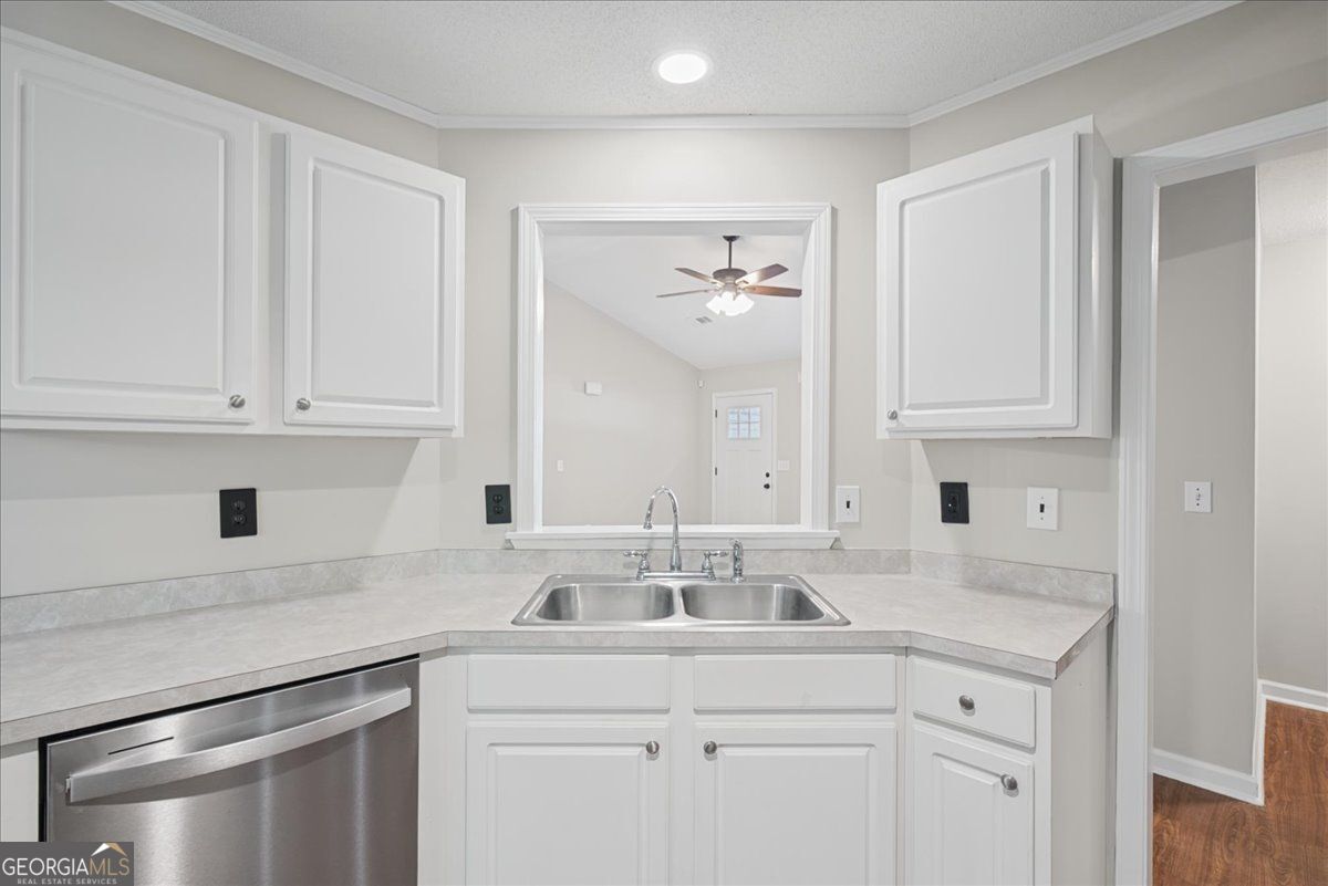 176 Chipper Lane Property Photo 15