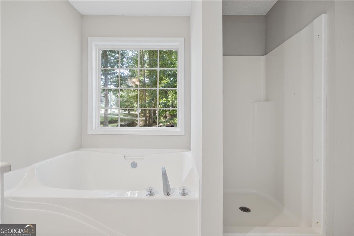 176 Chipper Lane Property Photo 27