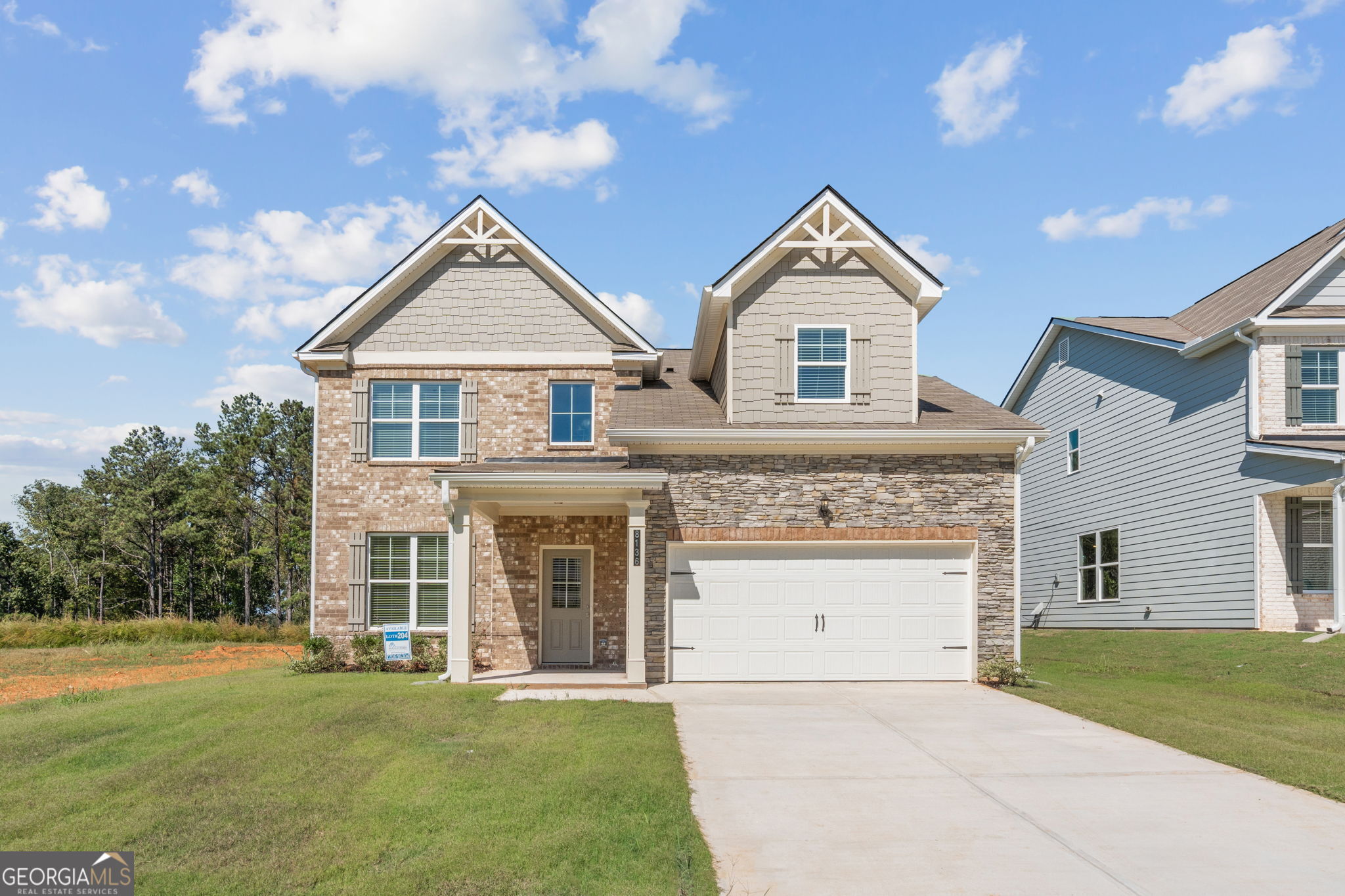 8136 Pine Ridge Road Property Photo 1