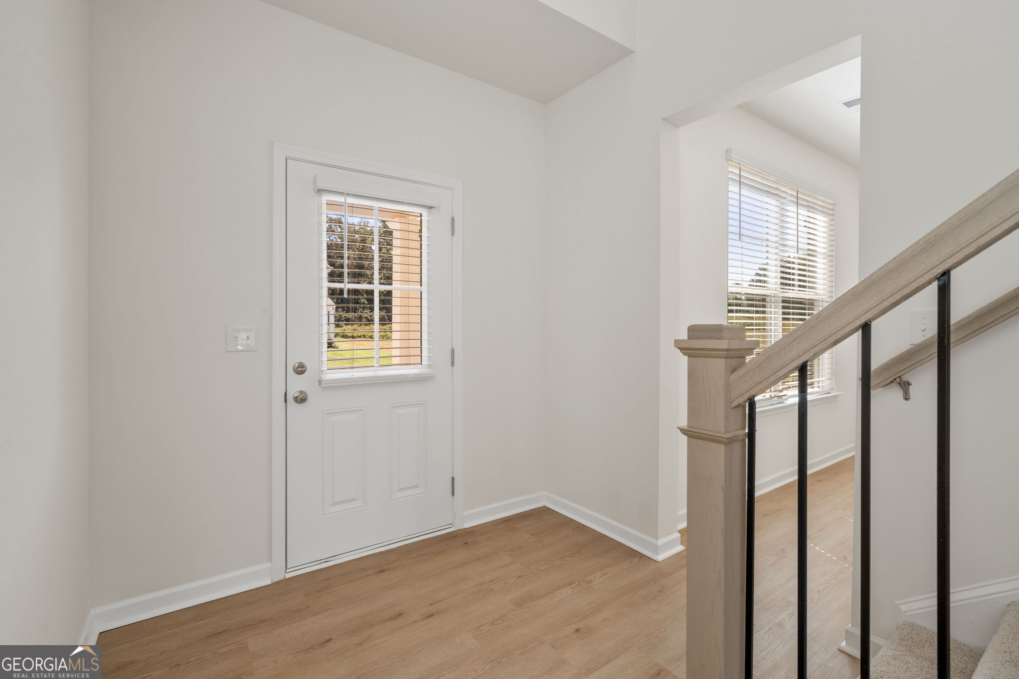 8136 Pine Ridge Road Property Photo 2