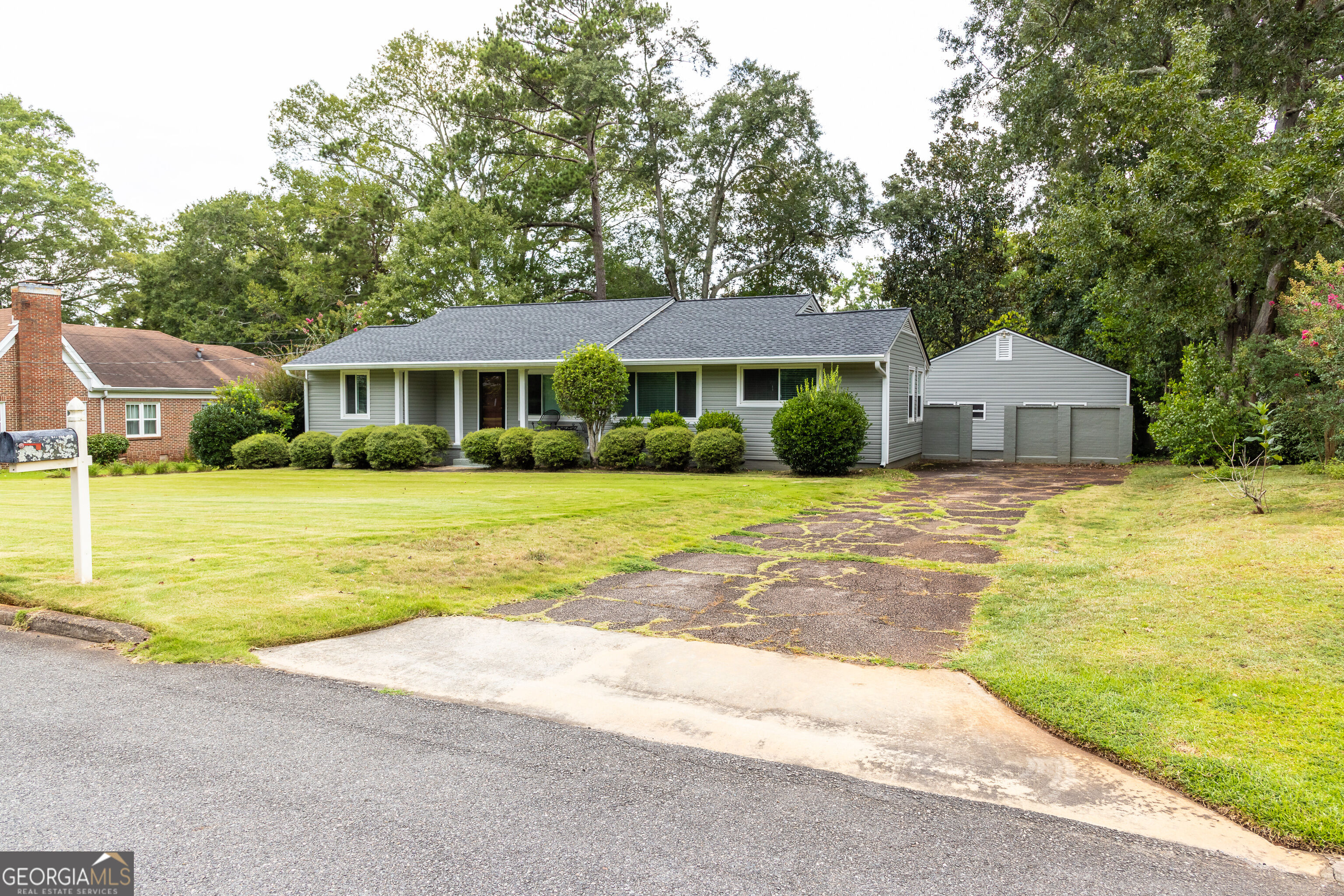 802 Avalon Road Property Photo 27