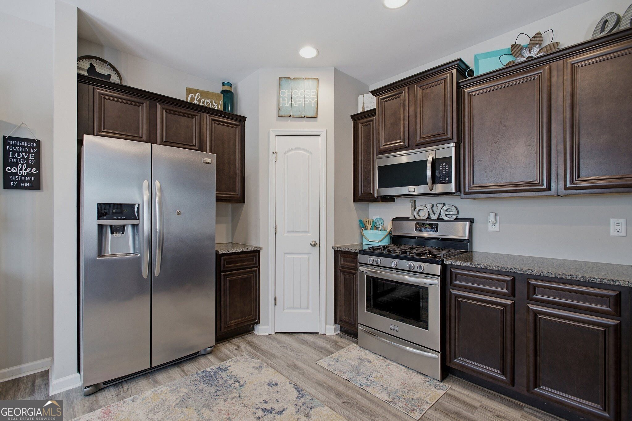 304 Stoney Hollow Road Property Photo 18