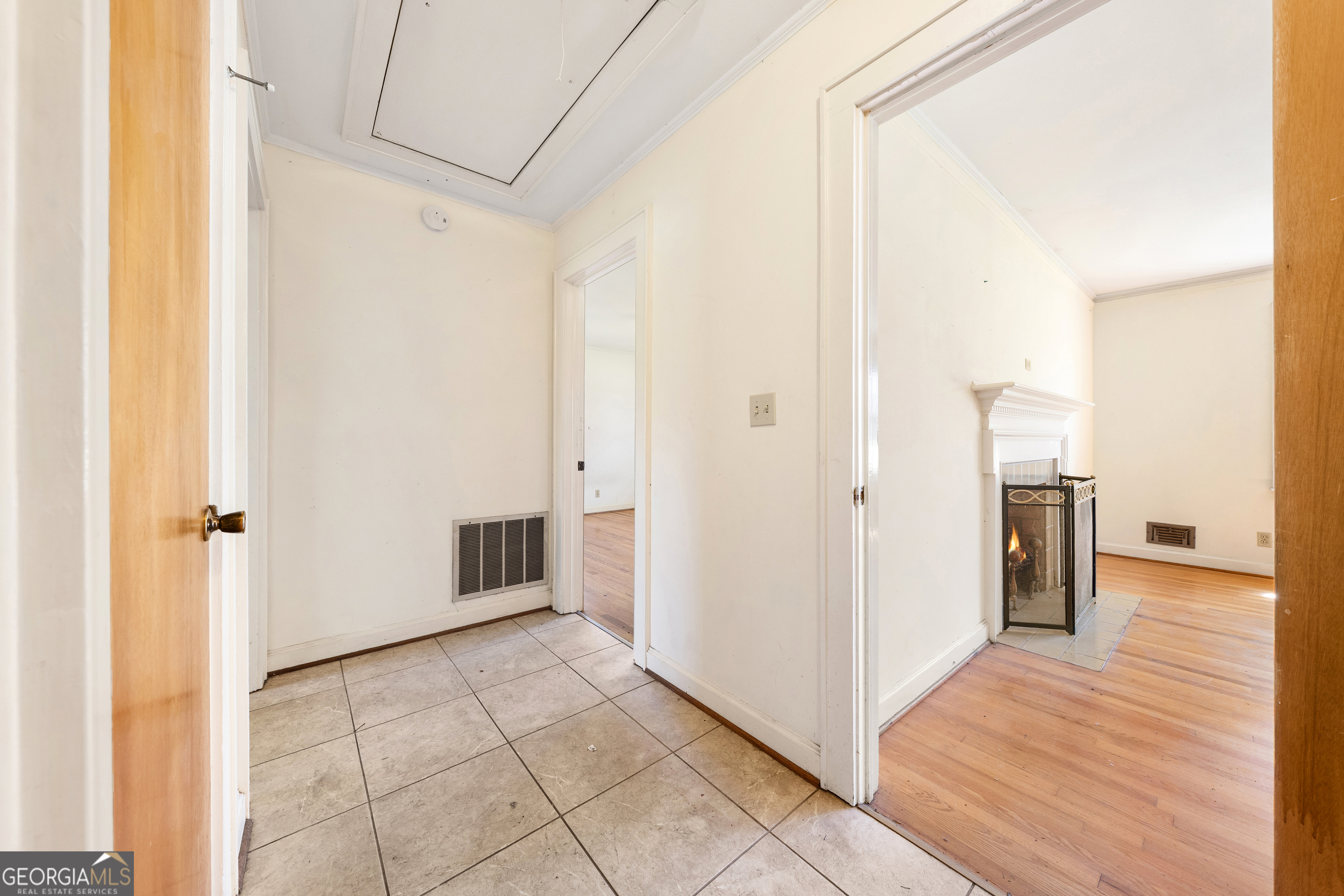 868 Fairview Avenue Property Photo 16