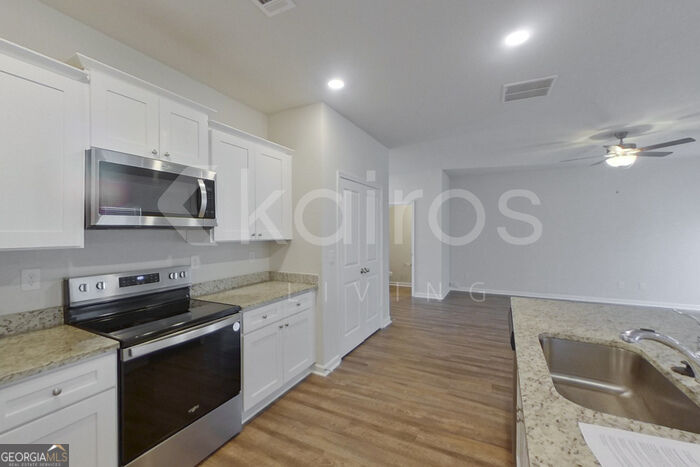3564 Bridgewood Drive Property Photo 5