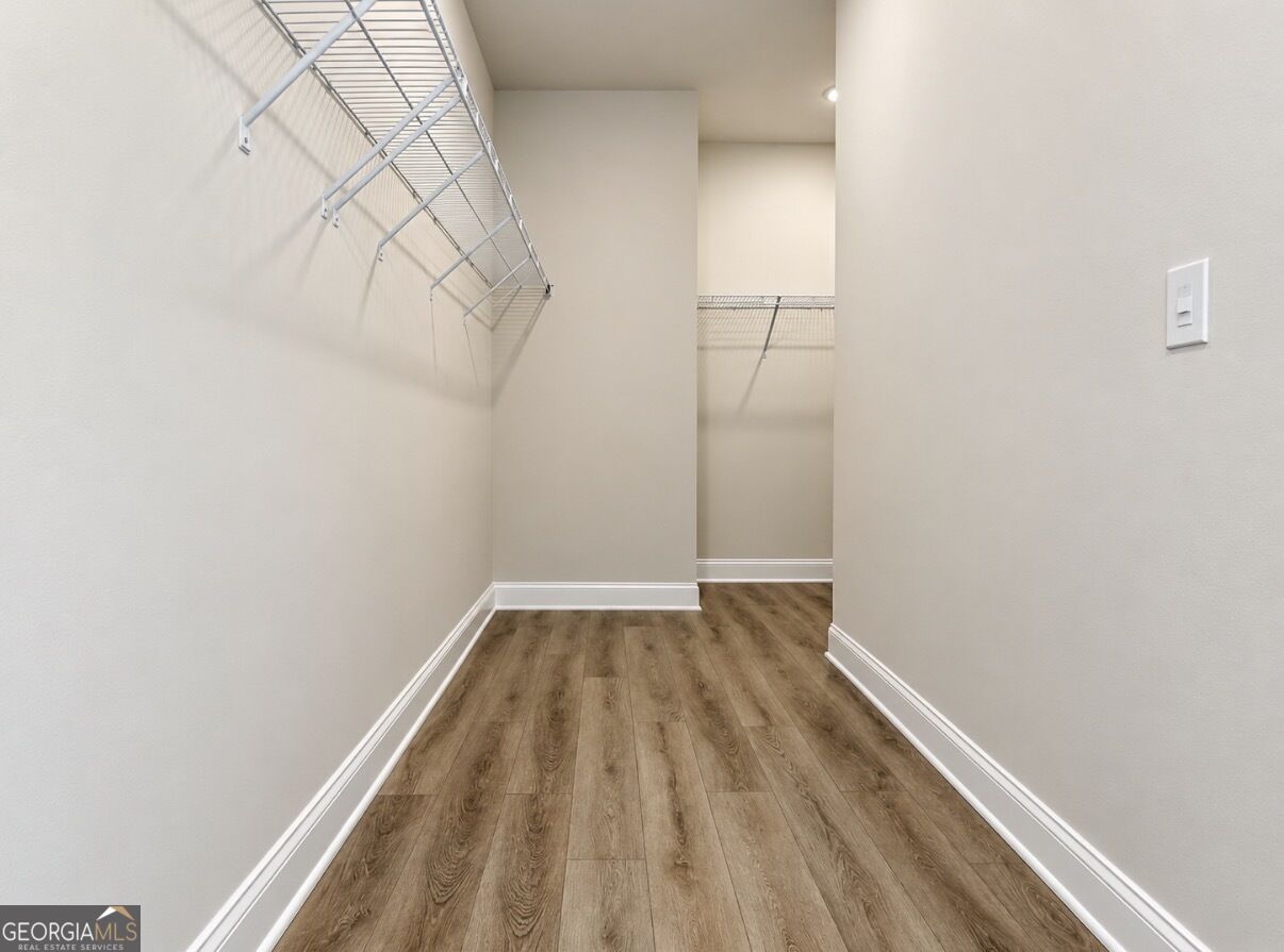 389 Grand Wehunt Drive Property Photo 15