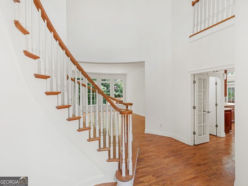 5074 Healey Drive Property Photo 6