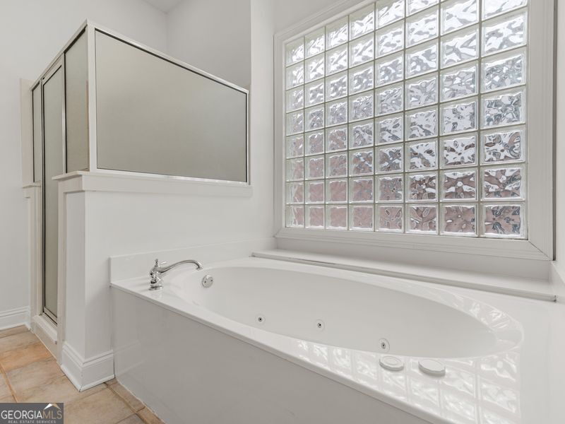 5074 Healey Drive Property Photo 28