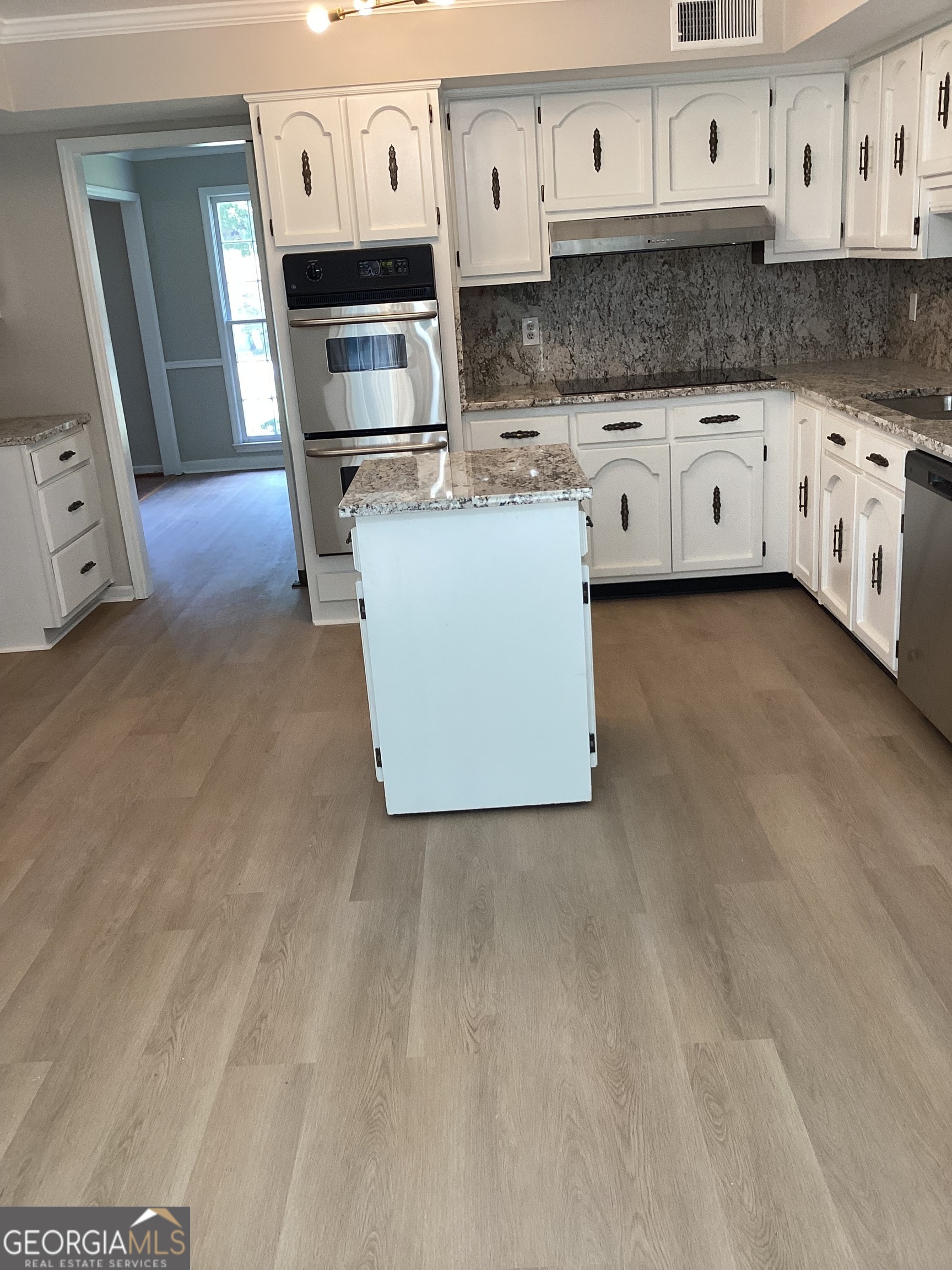 4718 Velpoe Drive Property Photo 3